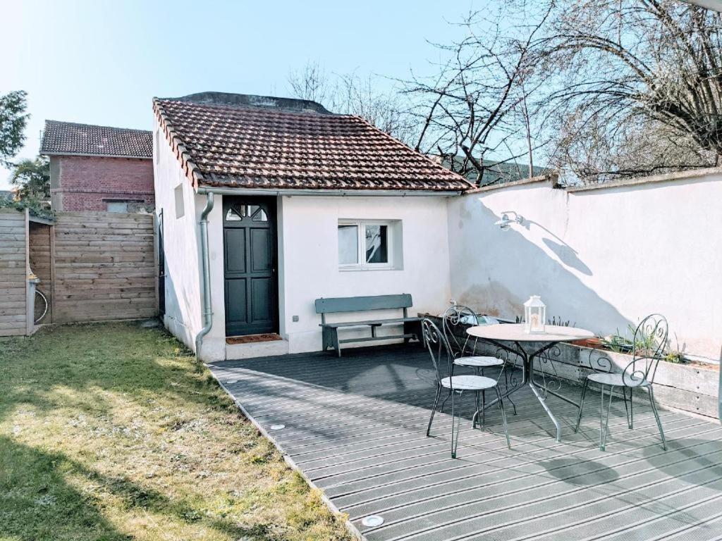 Logement Entier Ou A Partager Dans Maison Familiale A Rueil Malmaison, Proche De Paris La Defense Dış mekan fotoğraf
